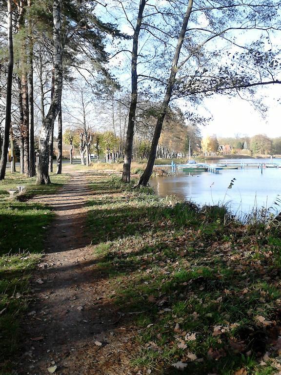 Ferienhaus Pauline Am See Müllrose 外观 照片